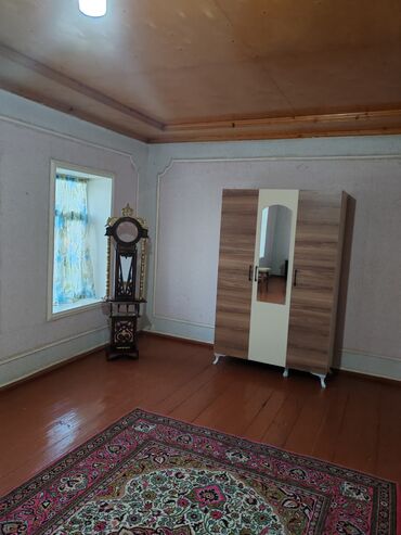 Günlük kirayə evlər: 200 kv. m, 4 otaqlı — 14