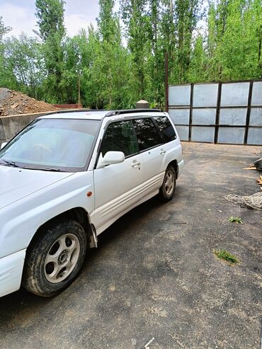 Subaru: Subaru Forester: 2000 г., 2 л, Автомат, Бензин, Внедорожник