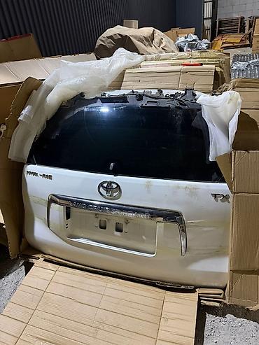 снятие с учета: Задняя дверь багажника Toyota Land Cruiser Prado (версия TX) - — 1