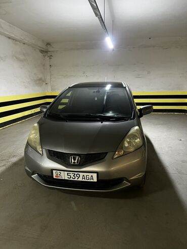 фольксваген поло 2014: Honda Jazz: 2010 г., 1.4 л, Механика, Бензин, Хетчбек