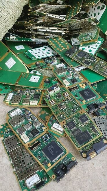 смарт smart: СКУПКА ПЛАТА ОТ ТЕЛЕФОНА ПО КИЛОГРАММ СТАРЫЕ МОДЕЛИ ПО 2000с 1кг