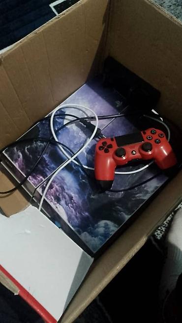 Игровая приставка Sony PlayStation 4pro 2 джойстика с зарядками более