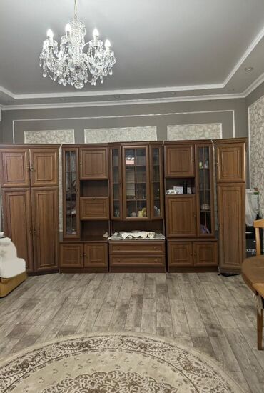 доска детская для рисования: Зал үчүн гарнитур, Шкаф, Жыгач, түсү - Күрөң
