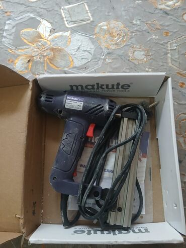 i̇şlənmiş taxta: Makute Electric Nail Gun – 1750W - Brend: Makute (Professional Power