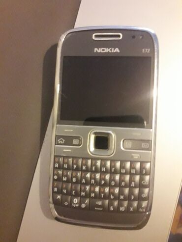 nokia 515: Nokia E72, цвет - Серебристый, Кнопочный, Сенсорный