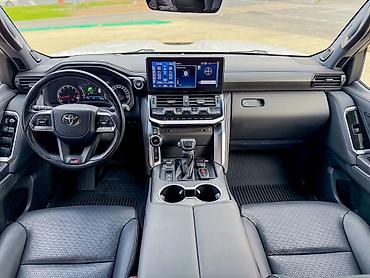 byd 2: Toyota Land Cruiser: 2022 г., 3.5 л, Автомат, Бензин, Внедорожник — 7