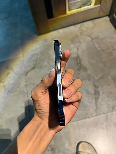 iphone 2 sim: IPhone 13 Pro, 6.1" - Цвет: голубой с полированными стальными гранями — 3