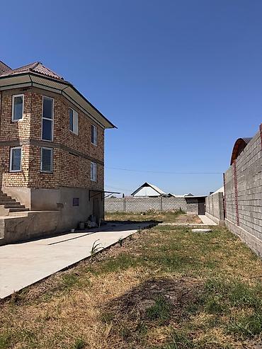 Продажа коттеджей и домов: 6 комнат и более, 250 м², 4 соток, Кара-Суу, Собственник — 26