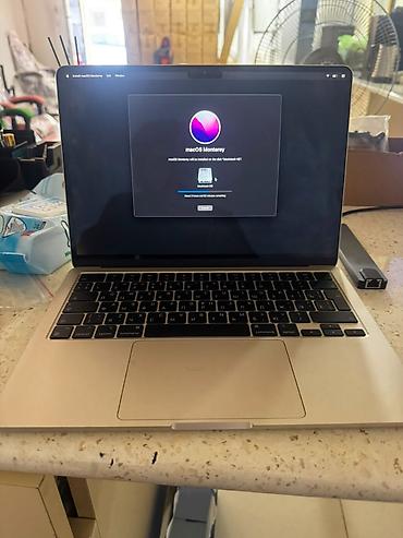 macbook m2 air: İşlənmiş Apple MacBook, 13.5 ", Apple M2, 256 GB, Ödənişli çatdırılma, Rayonlara çatdırılma — 3