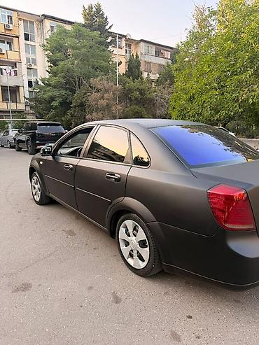 Chevrolet: Ili 2013
380000 km
İlkin 3500 manat 
24 aya 400
Nağd mümkündü — 6