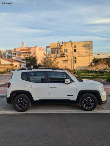 Jeep: Jeep Renegade: 1.3 l. | 2019 έ. 6800 km. SUV/4x4 — 5