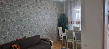 Mənzil kirayələyirəm: 2 otaqlı, 70 kv. m — 12