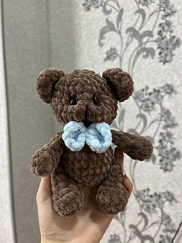 Yumşaq oyuncaqlar: Xırda ölçülü, əl işı toxunma oyuncağı – qəhvəyi ayıcık. - Material — 2