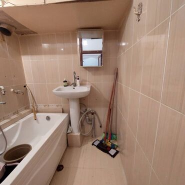 Köhnə tikili: Bakı, 2 otaqlı, Köhnə tikili, m. Həzi Aslanov, 60 kv. m — 9