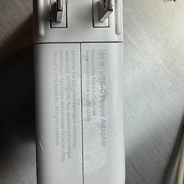 Ноутбуки Apple (MacBook): MacBook Pro 15" (2018) - Экран: Retina, разрешение 2880×1800 - — 12