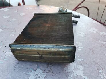 Auto delovi: Mali hladnjak grejanja Lada Niva,2107 Rivu, Ladu 2104 Karavan,2105 — 4