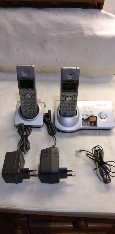 Fiksni telefoni: Panasonic bezicni telefon duo KX-TG7100FX sa 2 slusalice,generalno