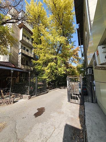 store: 2 комнаты, Собственник, Без животных, от 6 месяцев, от 1 года, С мебелью полностью — 2