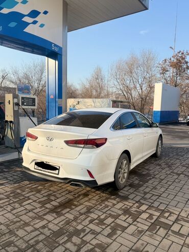 Hyundai: Hyundai Sonata: 2018 г., 2 л, Типтроник, Газ, Седан — 3