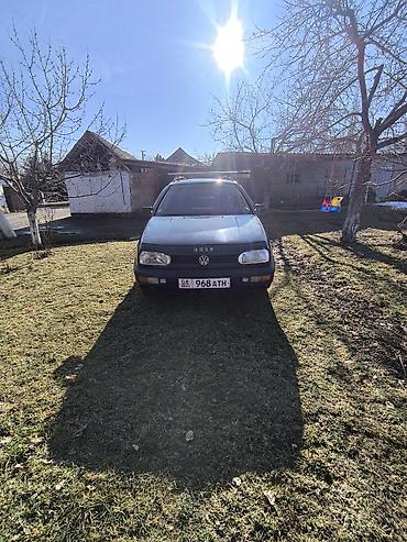 Volkswagen: Volkswagen Golf: 1994 г., 1.8 л, Механика, Бензин, Универсал — 1