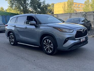 меняю на кв: Toyota Highlander: 2021 г., 3.5 л, Автомат, Бензин, Внедорожник