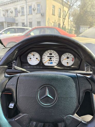 купить мерседес до 5000 долларов: Mercedes-Benz W124: 1993 г., 3.2 л, Автомат, Бензин, Седан