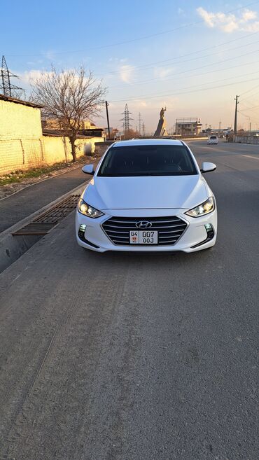 hyundai avante 2016: Hyundai Avante: 2016 г., 1.6 л, Автомат, Бензин, Седан
