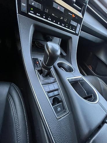авто прод: Toyota Avalon: 2021 г., Автомат, Гибрид, Седан — 3