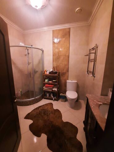 Продажа квартир: ‼️Продается 5-комнатная‼️ Площадь: 194 м² Кухня: 32 м² Этаж: 4/4 — 10