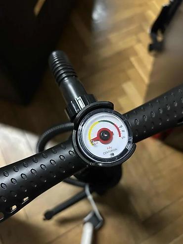 Ostali pneumatski alati: Ručna pumpa sa manometrom – za gume, lopte, bazene i druge napuhljive — 6