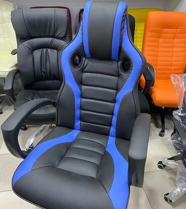 Ofis və oyun kresloları: Yeni, Təkərli, Qolları tənzimlənir, Parça — 1