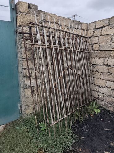 Barmaqlıqlar: Metal barmaqlıqlar – dəmir məhəccər panelləri - Material: polad — 9