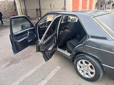 Mercedes-Benz: Əvvala Salam Maşın ideal vəziyyətdədi. Otur sür maşındı. Bütün — 7