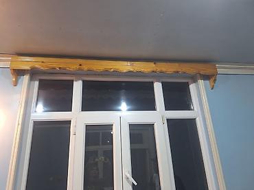 mozarella pendir: Taxta pərdə karnizi və otaq arakəsməsi üçün ağ taxta pəncə­rə‑qapı — 4