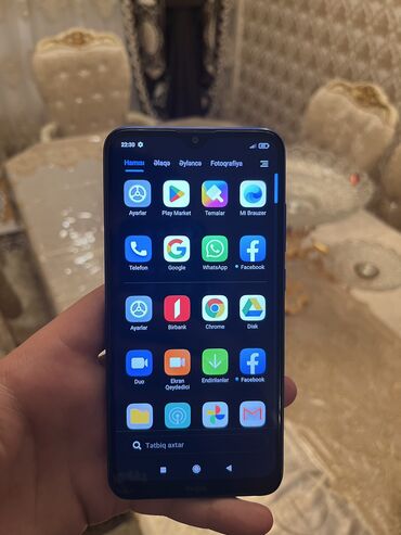 телефон флай 10: Xiaomi Redmi 8A, 32 ГБ, цвет - Синий, 
 Сенсорный, Беспроводная зарядка, Две SIM карты