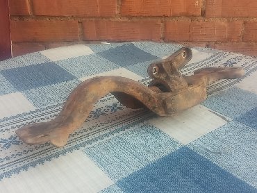 Auto delovi: Nosac menjaca 5 brzina kompletan Lada Niva. Polovno, ocuvano — 6