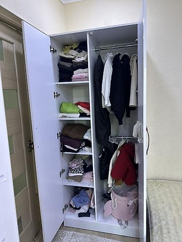 бебу: 3 детская кровать,2детский шкаф, 1 двухспальная со шкафом - Кровать — 3