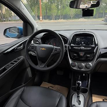 Chevrolet: Chevrolet Spark: 2019 г., 1 л, Вариатор, Бензин, Хэтчбэк — 12