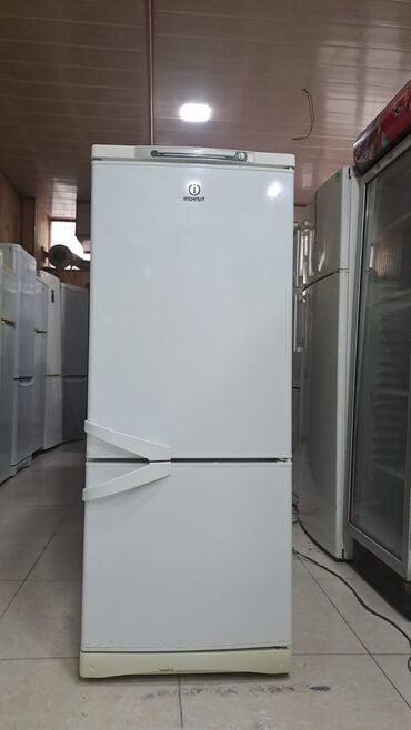 Soyuducular: 2 qapılı Indesit Soyuducu Satılır