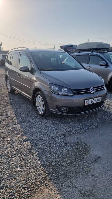 купить машину чанган: Volkswagen Touran: 2010 г., 1.4 л, Робот, Бензин, Универсал