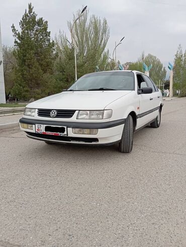 на руках только тех паспорт: Volkswagen Passat: 1994 г., 1.8 л, Механика, Бензин, Седан