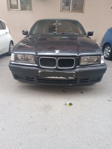 bmw 93c3: BMW 318: 1.8 л | 1991 г. Седан