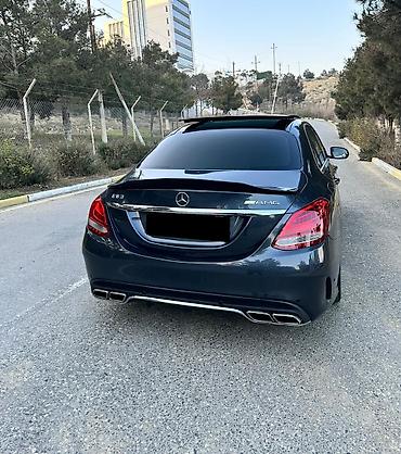 bmw e 38: Mercedes-Benz C-Class: 2.4 l | 2016 il Sedan — 5