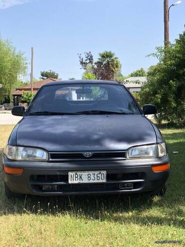 Toyota Corolla: 1.3 l. | 1993 έ. Λιμουζίνα