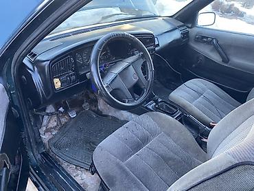 Volkswagen: Volkswagen Passat: 1991 г., 2 л, Механика, Седан — 12
