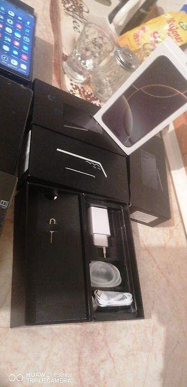 Samsung: Samsung Galaxy S24 Ultra i S25 Ultra – više komada, različite — 8