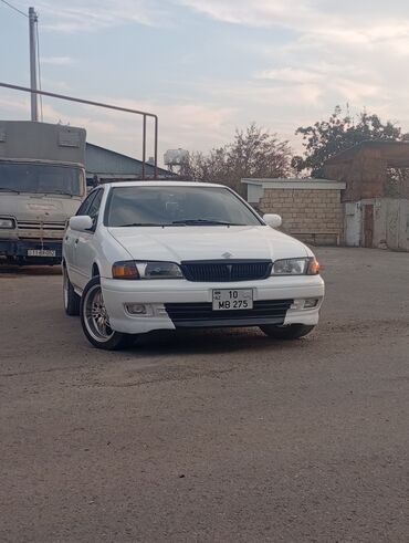 Nissan: Nissan Sunny: 1.6 l | 2000 il Sedan — 1