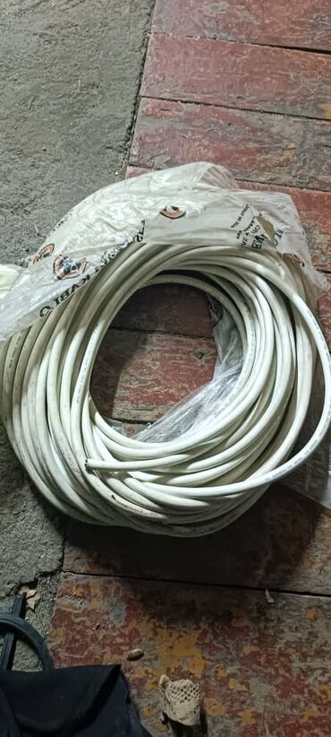 3 на 2.5 кабель: ПВС кабель, 1,5 мм, Многожильные, Количество жил: 5