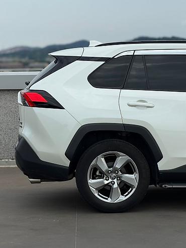 d 4d: Toyota RAV4: 2021 г., 2.5 л, Автомат, Гибрид, Кроссовер — 7