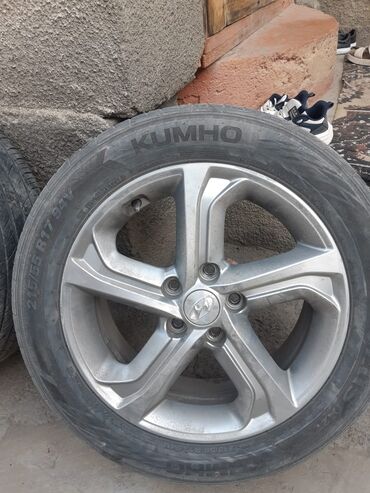 зимние шины на ниву 21214: Куйма Дисктер R 17 Hyundai, Комплект, тешиктери - 5